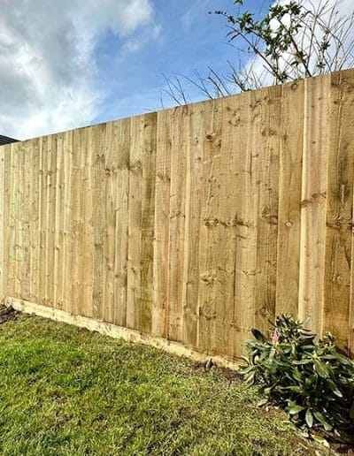 Run of garden fencing